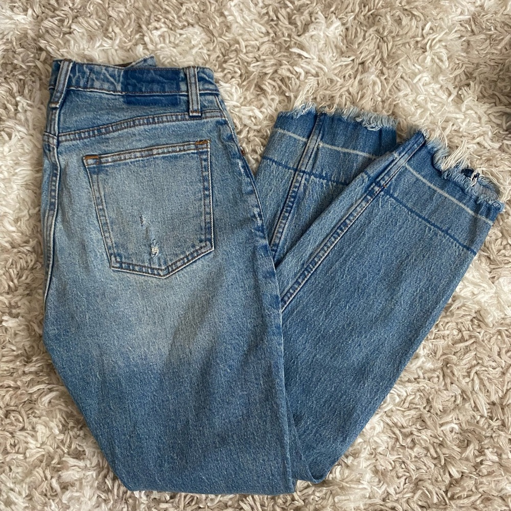 Abercrombie High Rise Mom Jeans